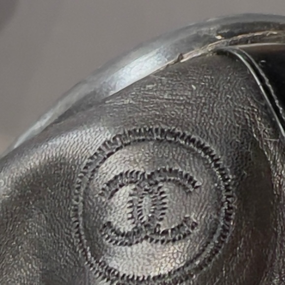 CHANEL Black Leather Ballet Flats 41 - Picture 5 of 15